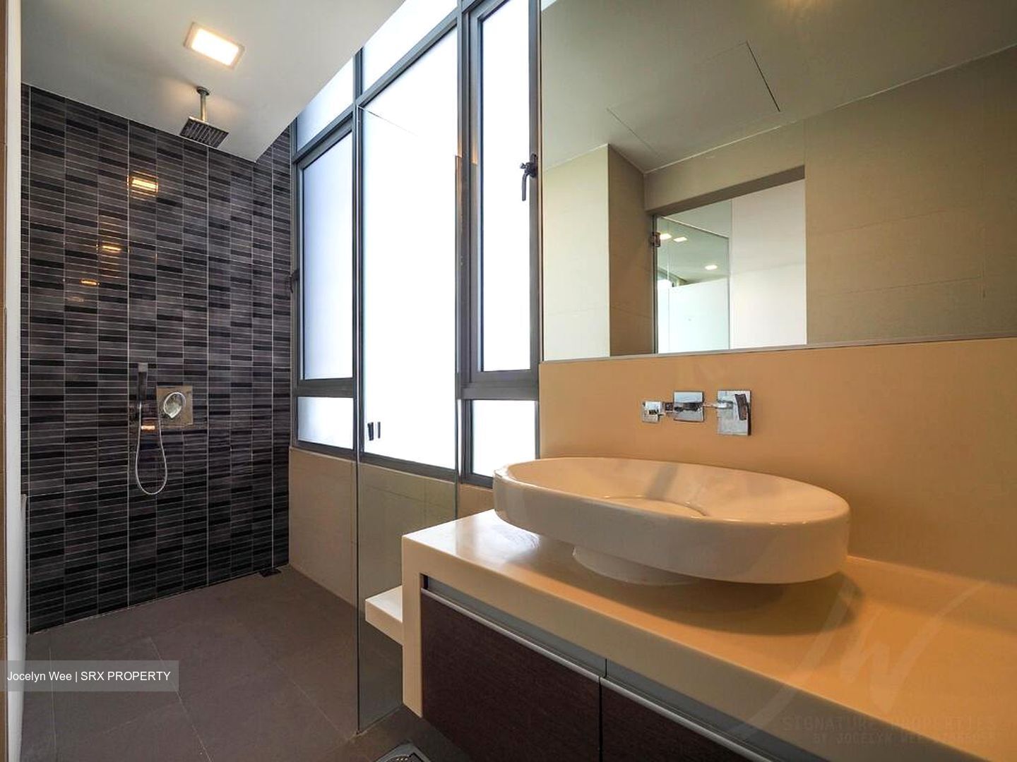 Urbana (D9), Condominium #554936201